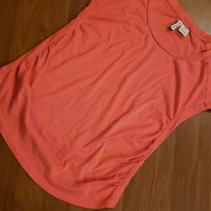 2/$15🍁 Coral Maternity Shirt